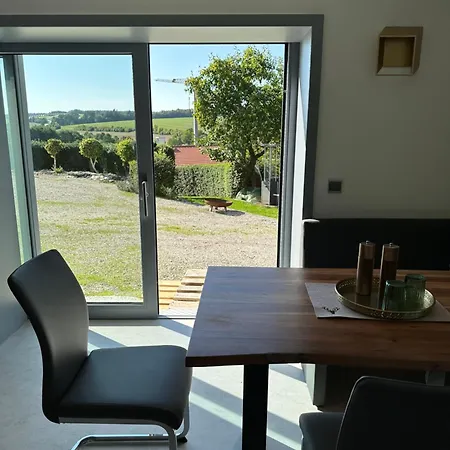 Wpa - Zimmer- Modernes Mit Parkplatz,wifi,netflix Apartamento Moosthenning