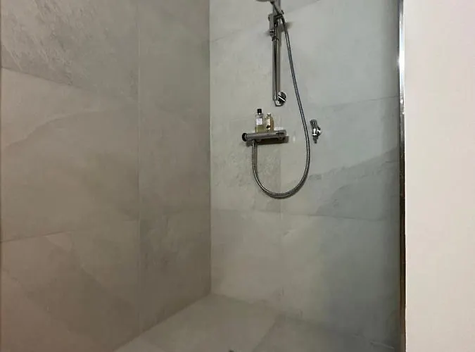 Appartement Wpa - Zimmer- Modernes Mit Parkplatz,wifi,netflix